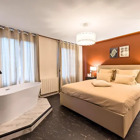 Appart Luxe 5 Etoiles - Hypercentre - Baignoire Confort Appartement